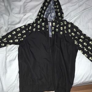alien windbreaker